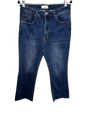 Estivaneli Mid Rise Flare Raw Hem crop Denim Jeans